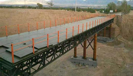 ���׼�����ʱǶ��ָչܵ�����