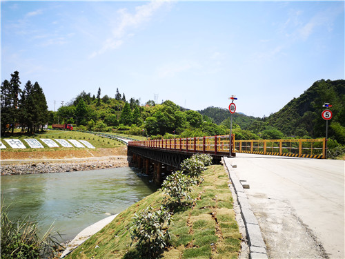 ����Ƭ�Ĺ��ɺͼ�ⷽ��